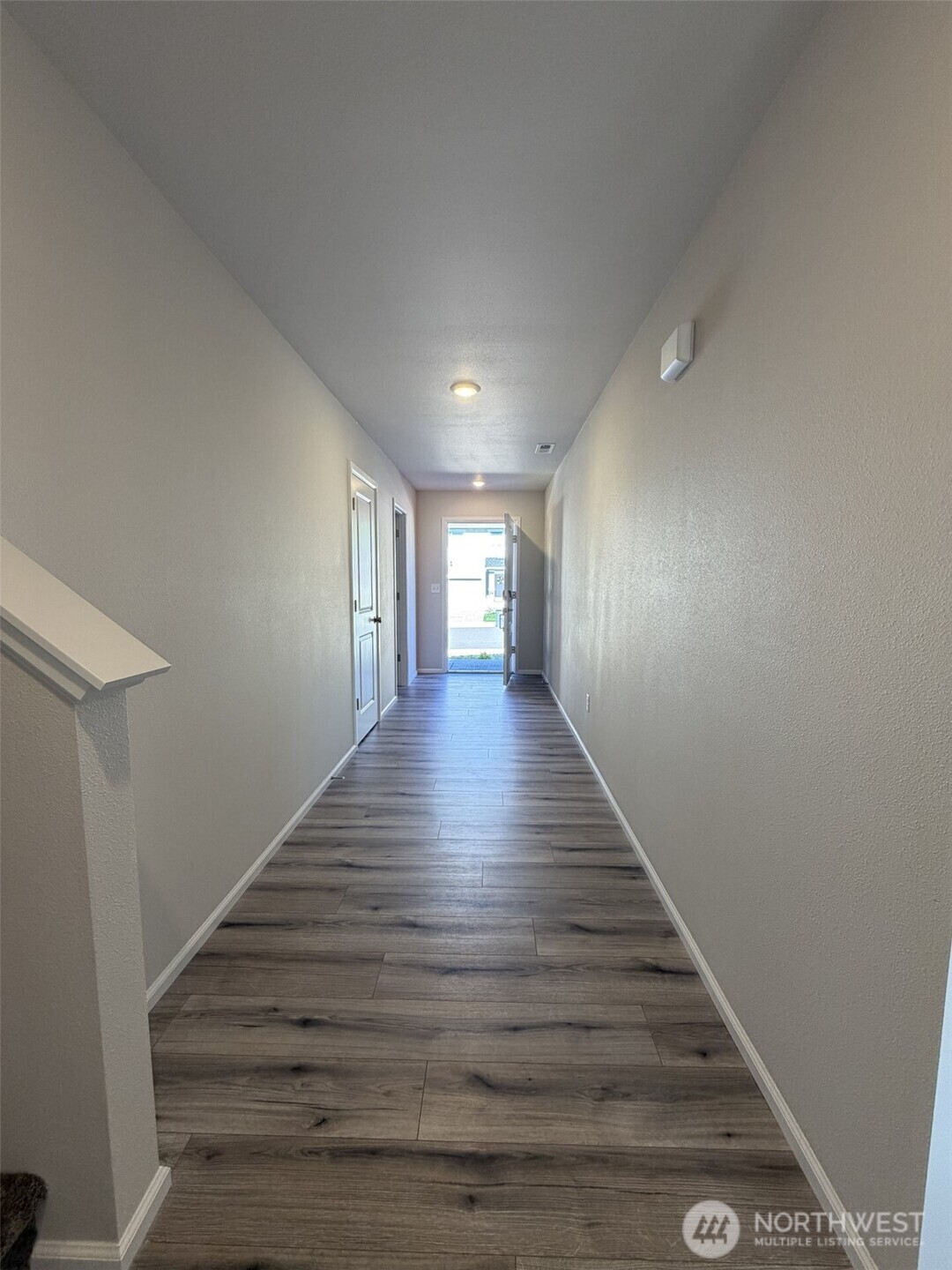 180 Ne Olympic Ridge Property Photo 3