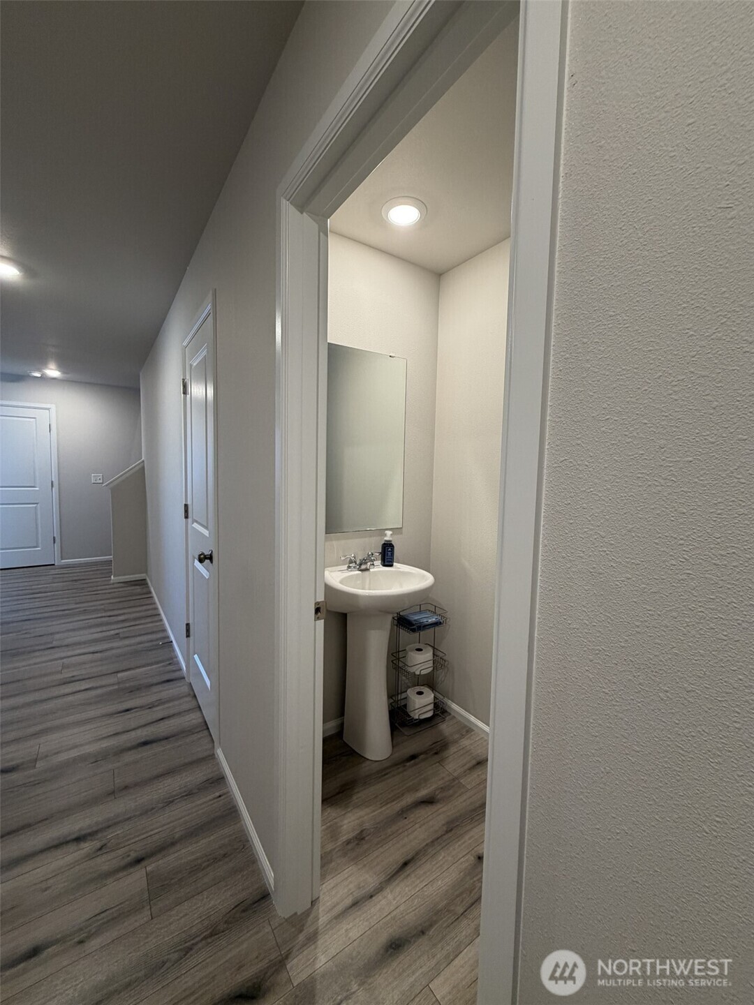 180 Ne Olympic Ridge Property Photo 4
