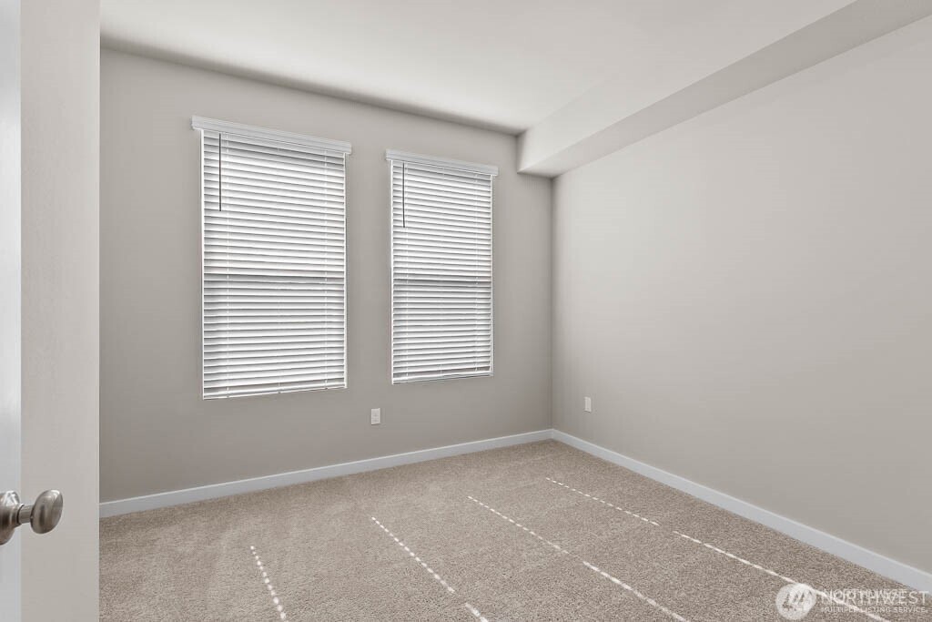 14925 44th Avenue B2 Property Photo 11