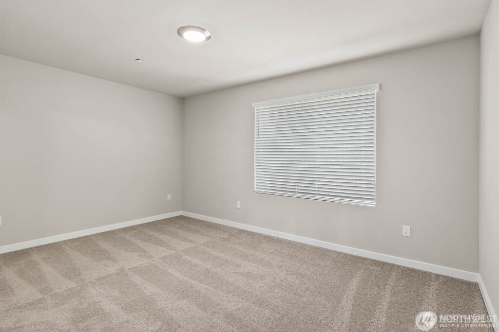 14925 44th Avenue B2 Property Photo 14