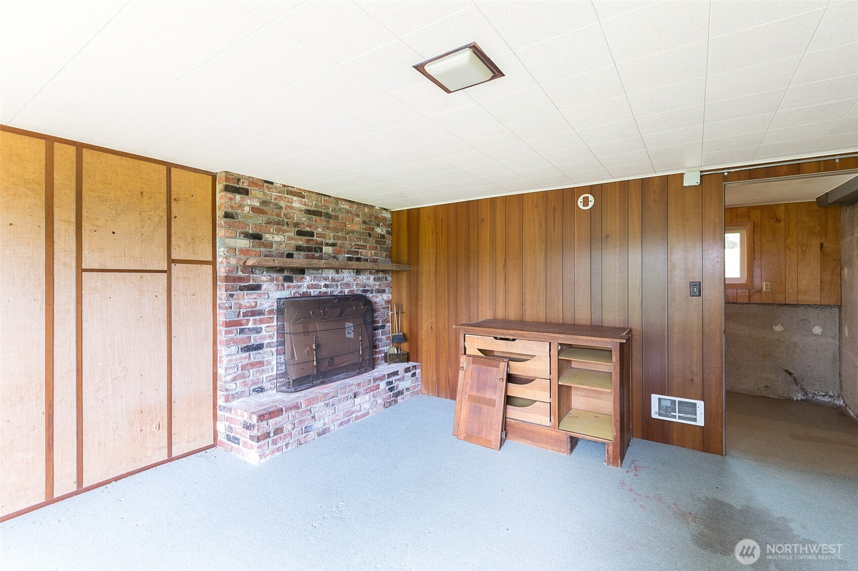 441 E Hillcrest Drive Property Photo 26