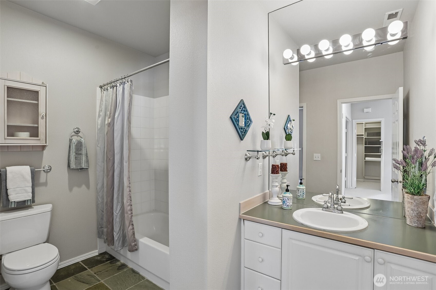 440 S 51st Court B303 Property Photo 17