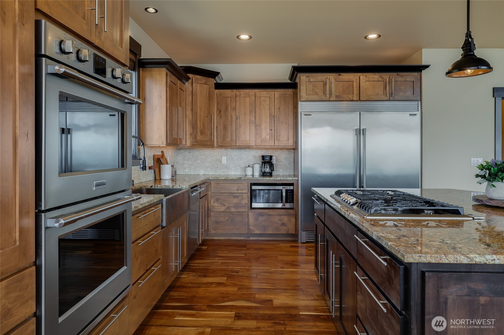 2885 Newell Road Property Photo 9