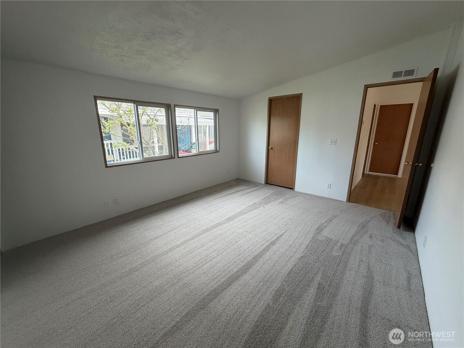 11901 55th Avenue 21 Property Photo 12