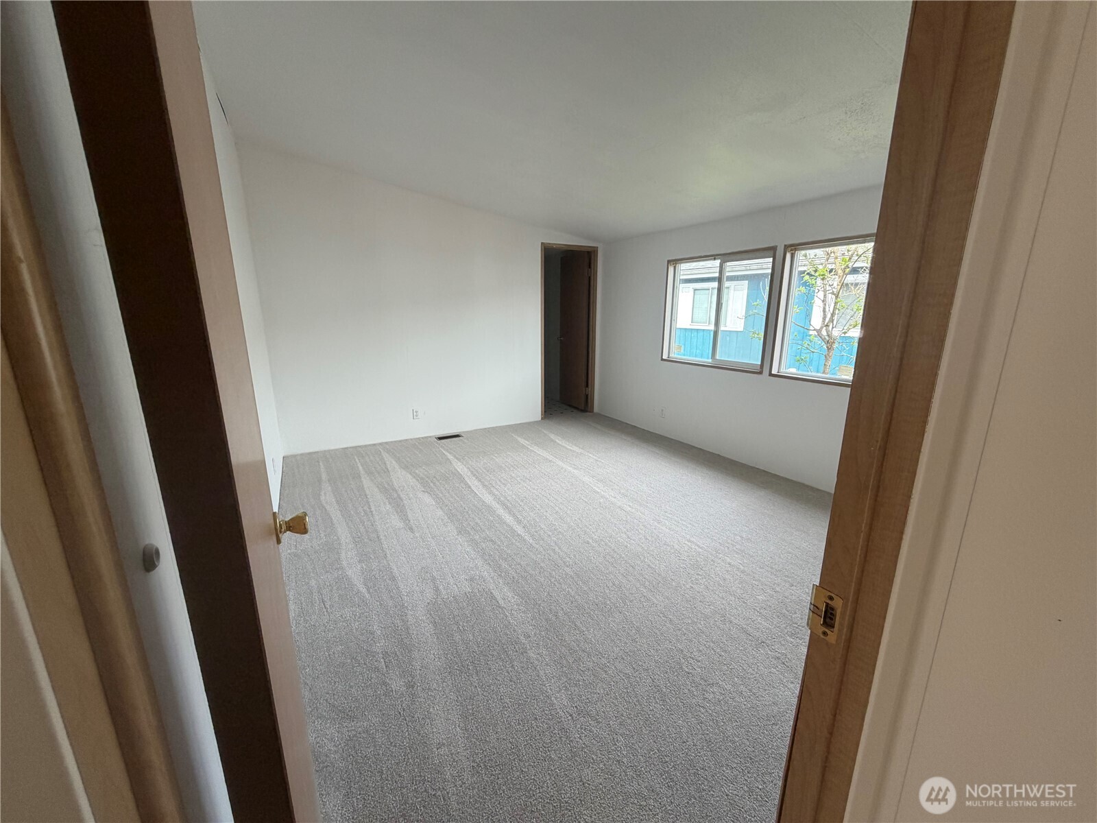 11901 55th Avenue 21 Property Photo 13