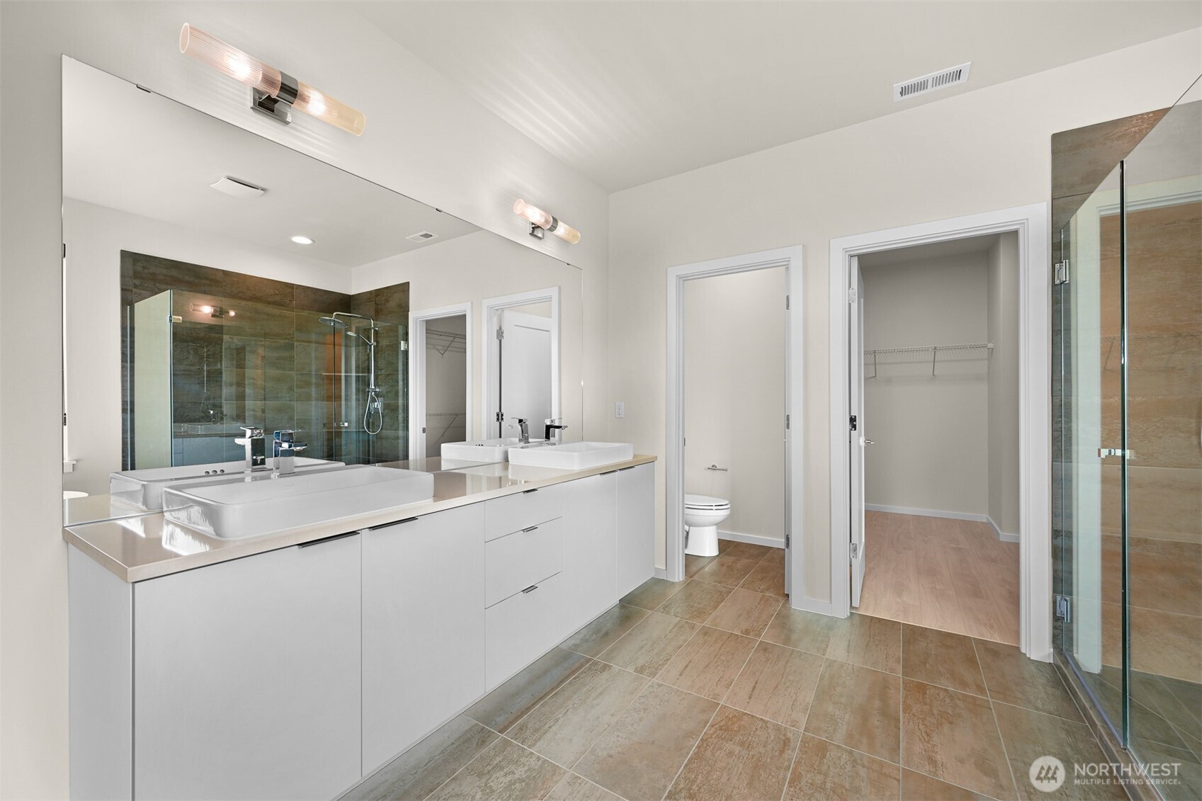 8479 Camas Drive Property Photo 12