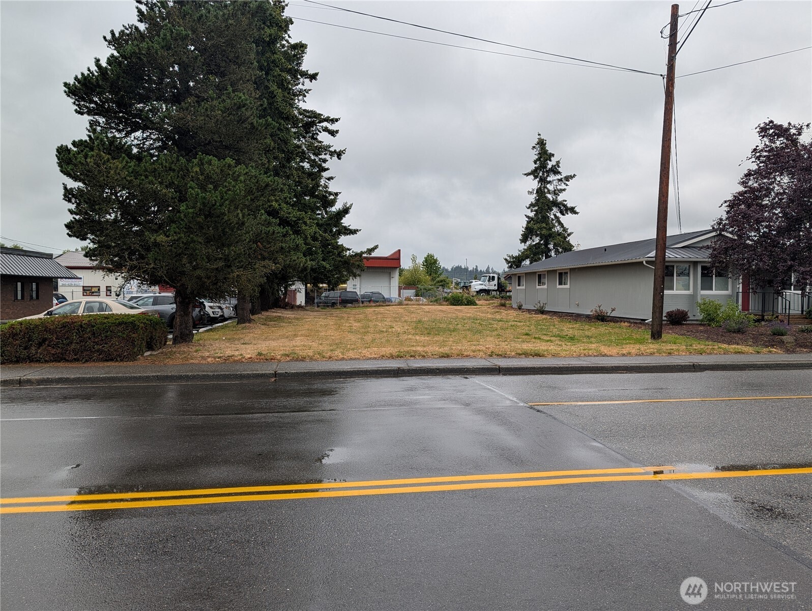 9115 271st Street Property Photo 2
