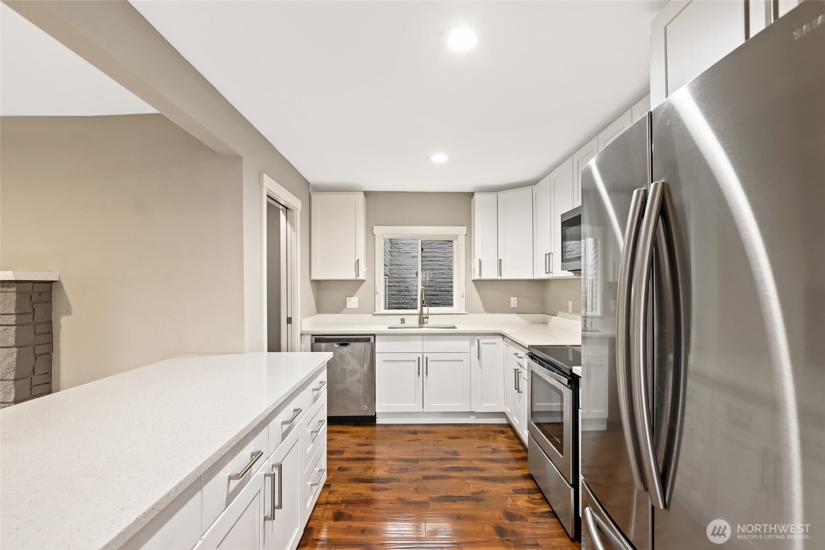 6615 S Huson Street Property Photo 10