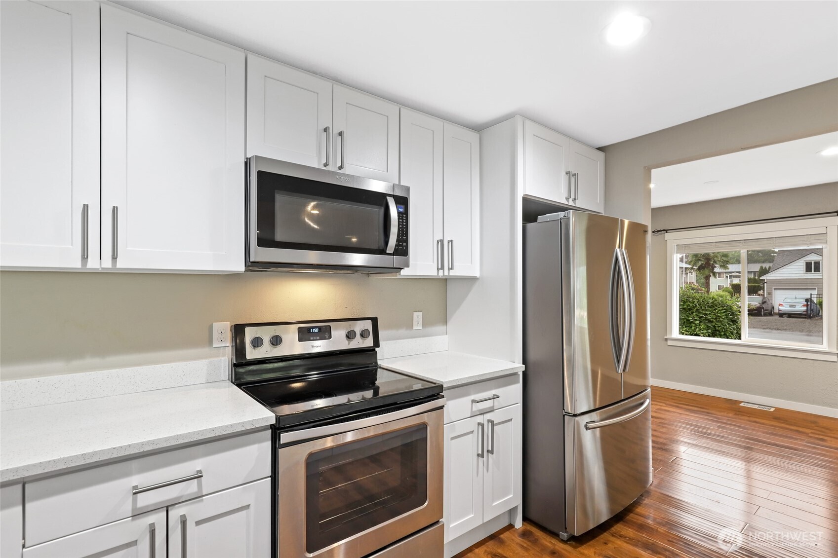 6615 S Huson Street Property Photo 13