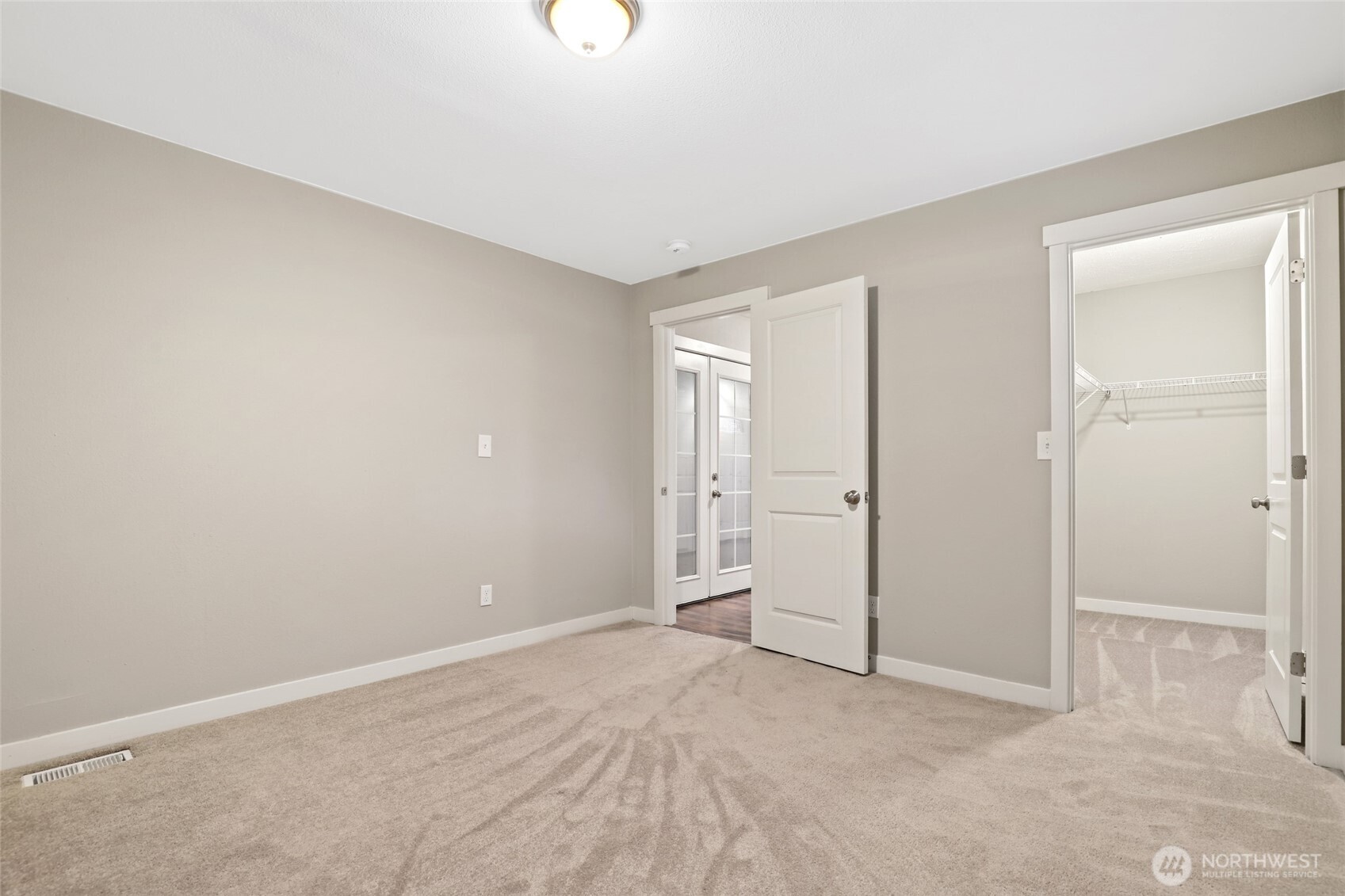 6615 S Huson Street Property Photo 21