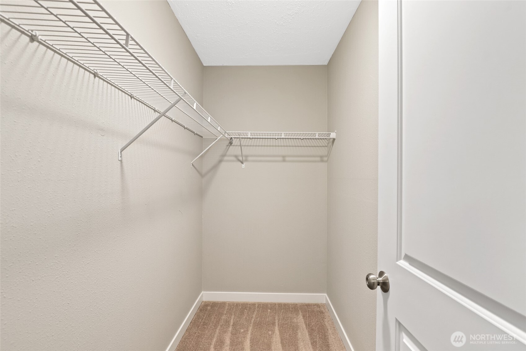 6615 S Huson Street Property Photo 22