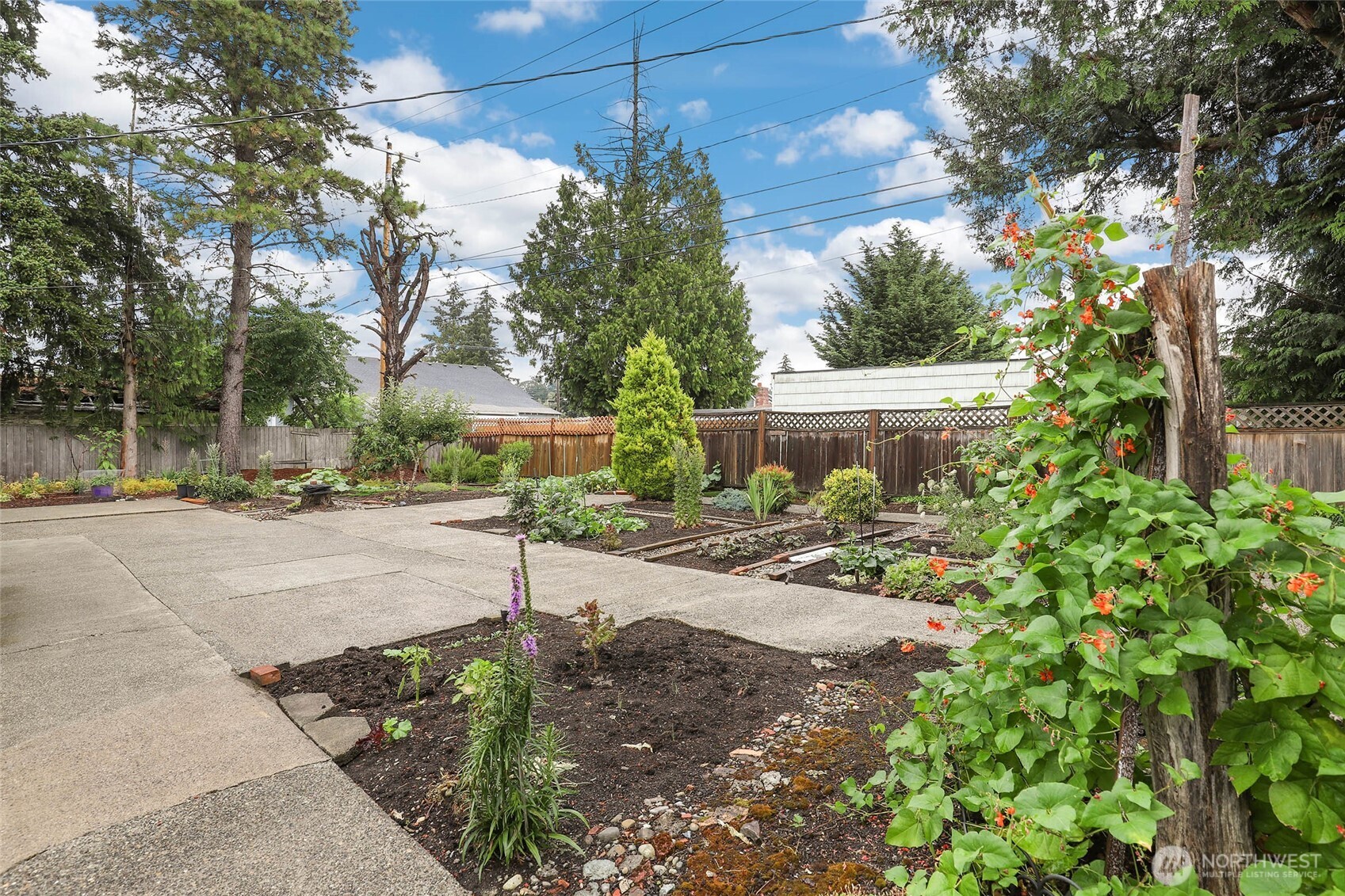 6615 S Huson Street Property Photo 32