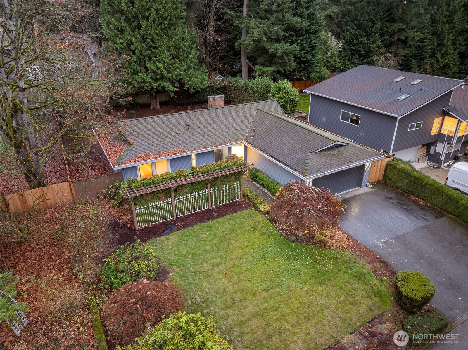 9024 171st Avenue Property Photo 2