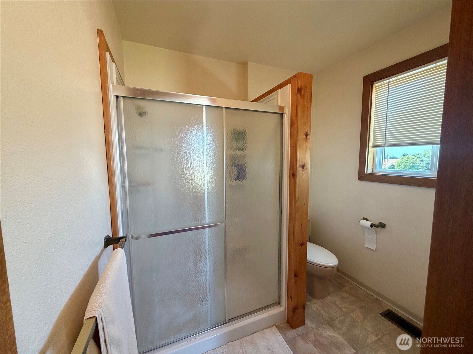 705 Ne Blake Avenue Property Photo 16