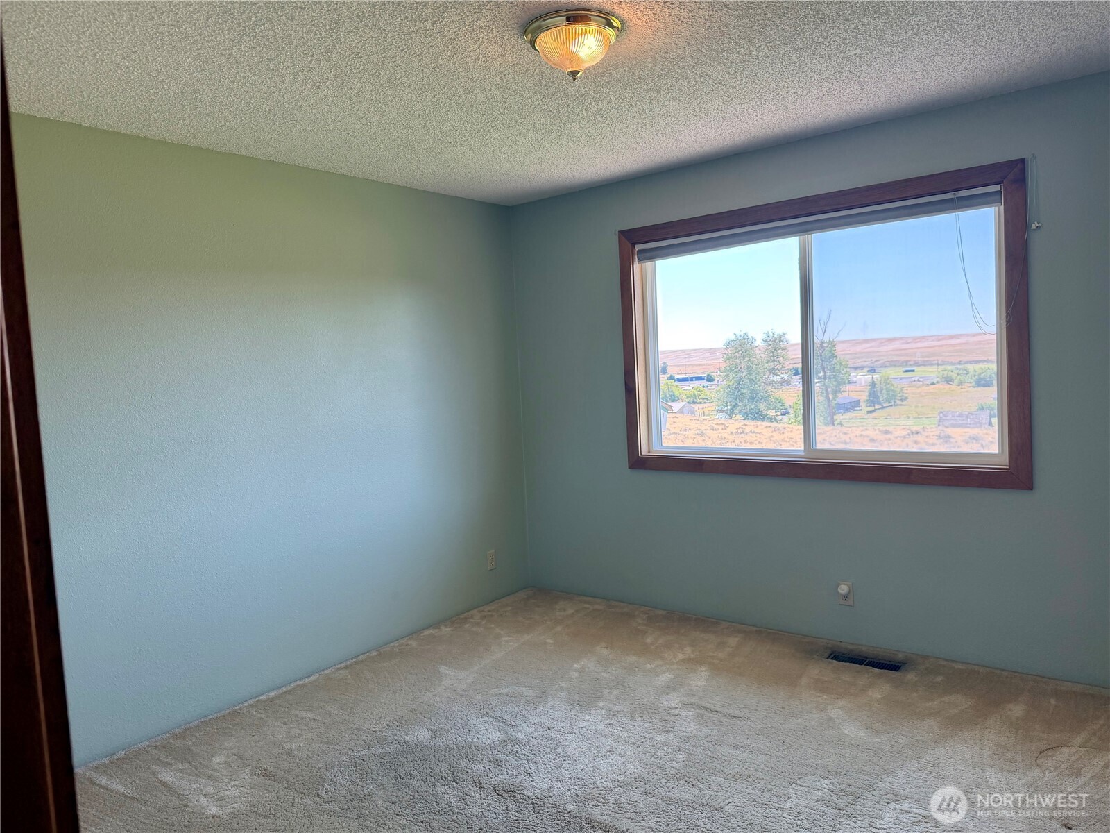 705 Ne Blake Avenue Property Photo 21