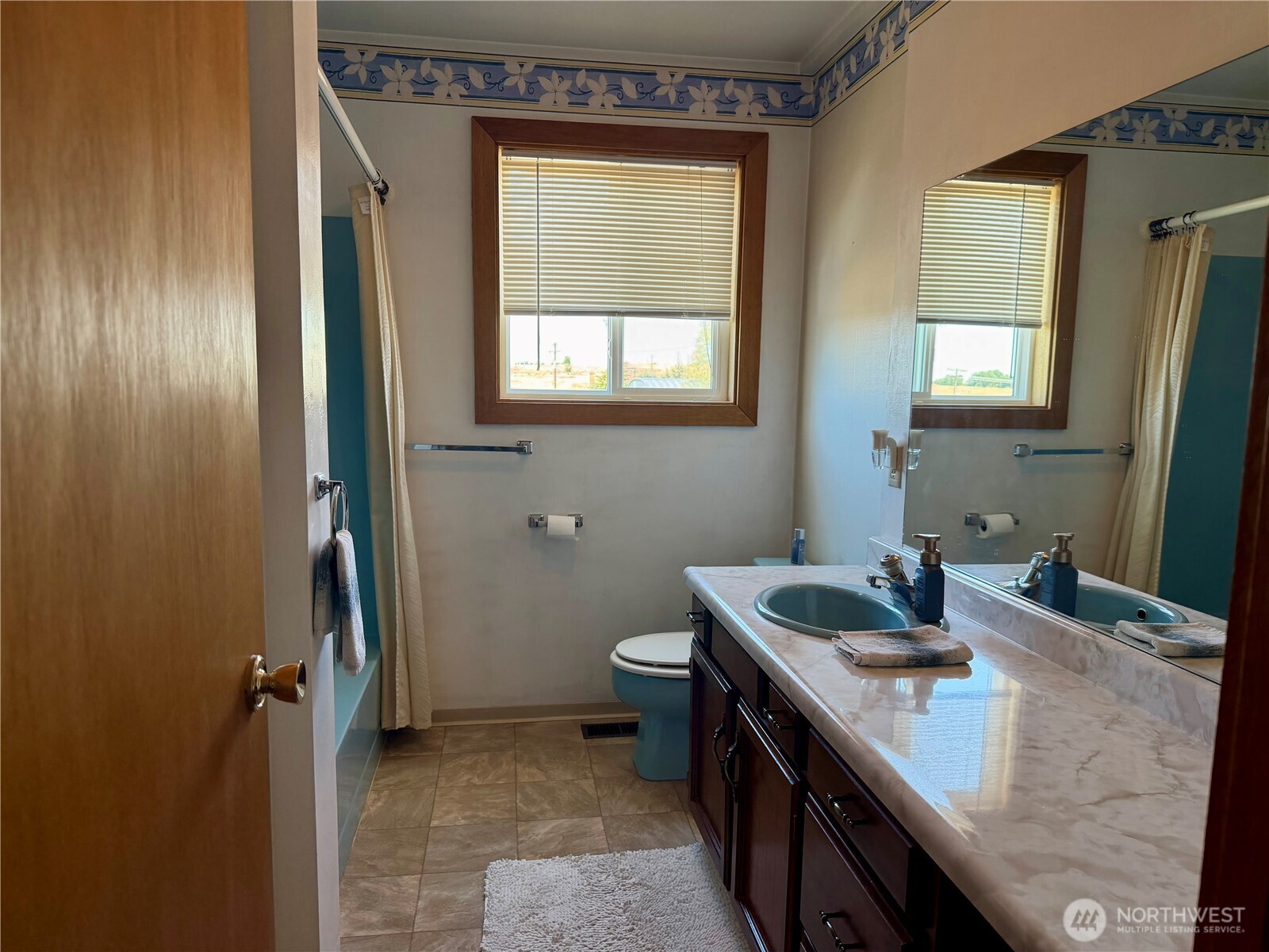 705 Ne Blake Avenue Property Photo 23