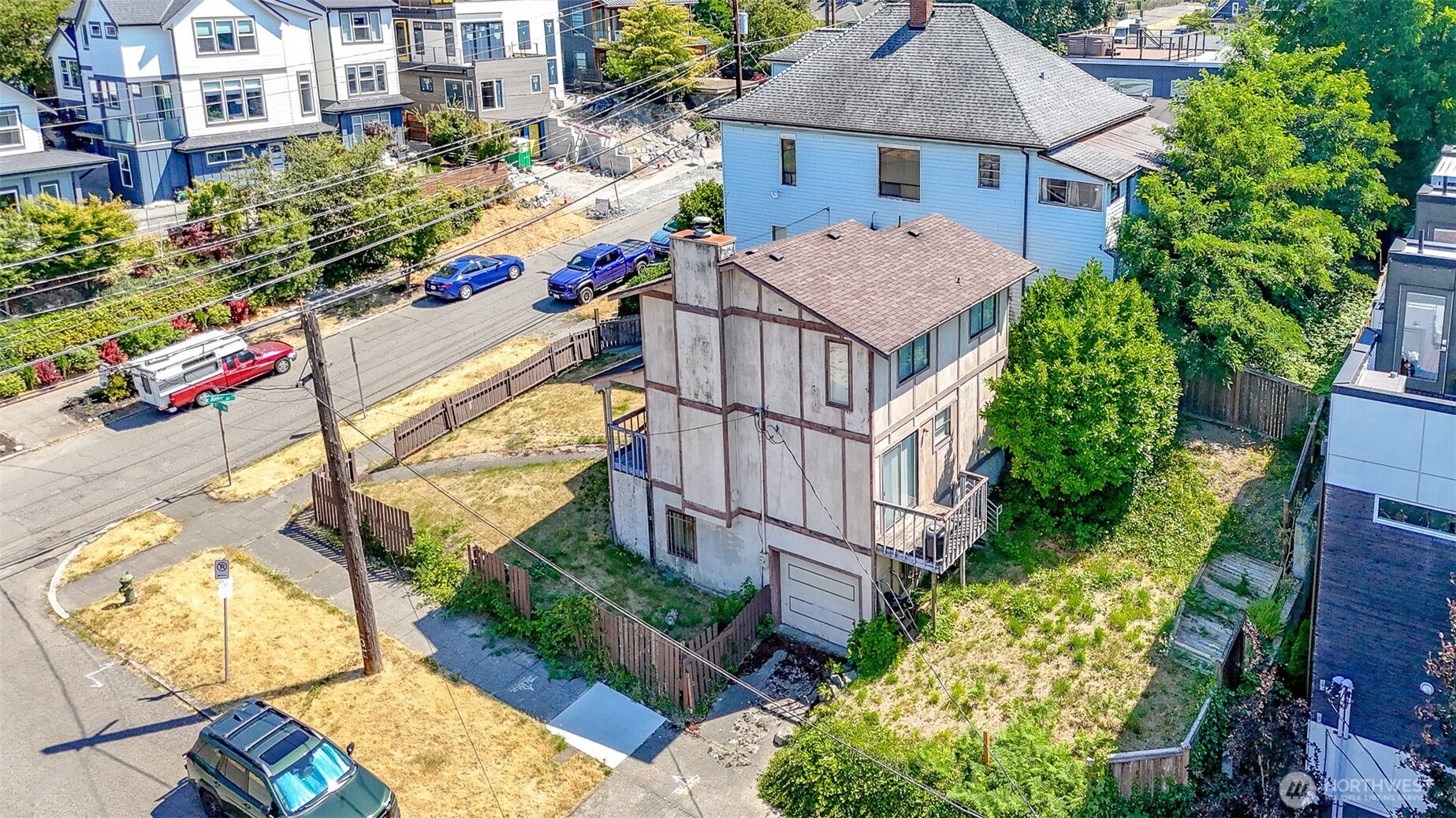 1601 E Alder Street Property Photo 5