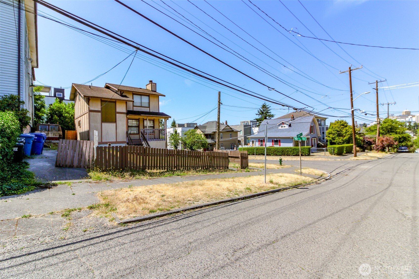 1601 E Alder Street Property Photo 8