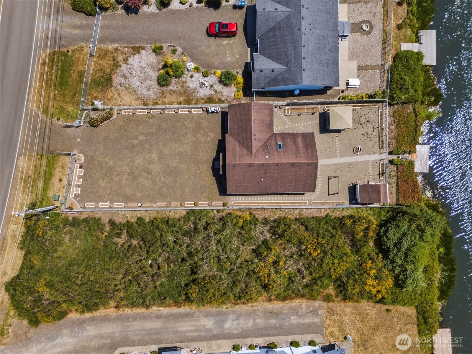 911 Mount Olympus Avenue Property Photo 26