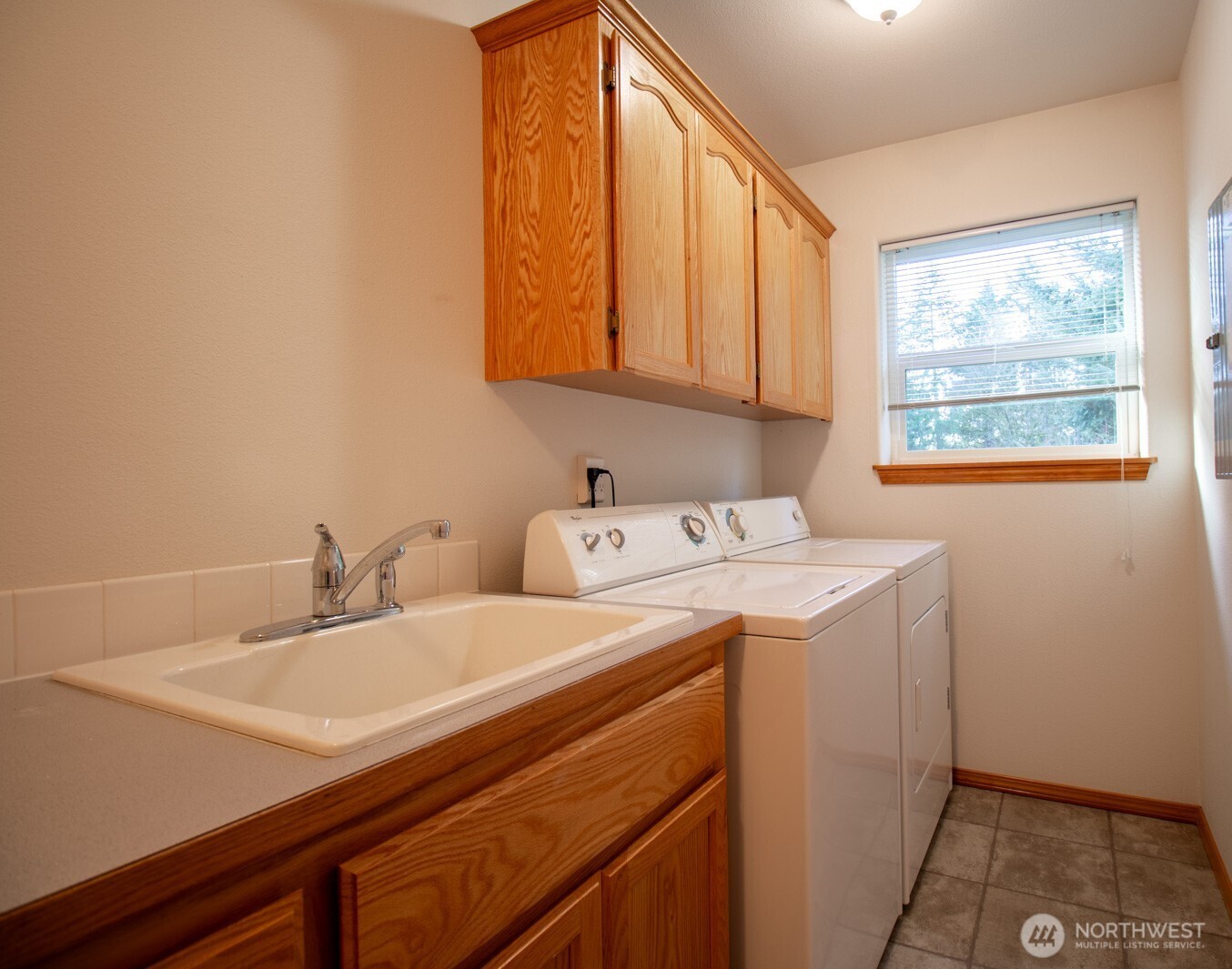 5306 5308 51st Avenue Ct Property Photo 16