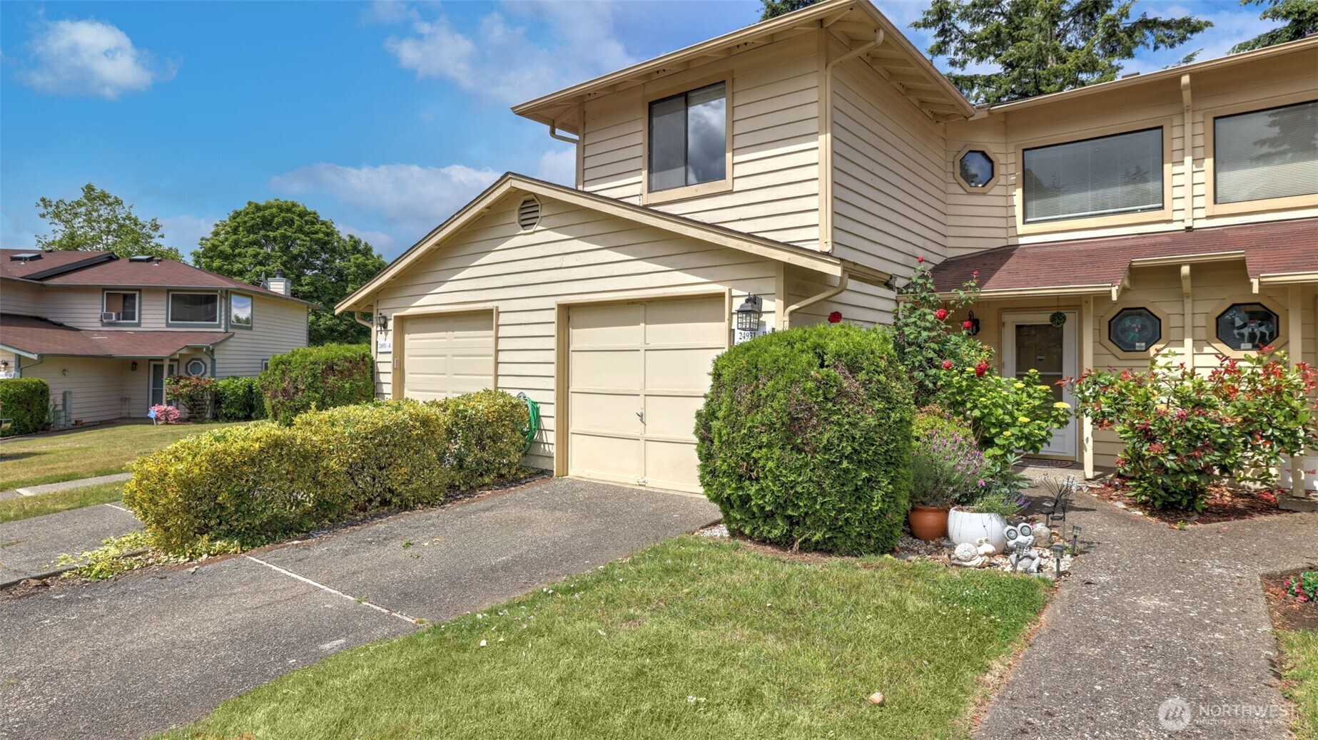 24931 109th Place 48B Property Photo 1