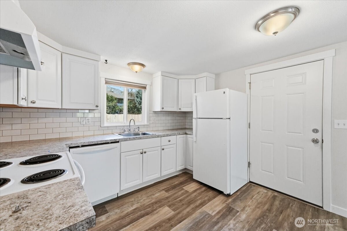 119 W Gibson Avenue Property Photo 7