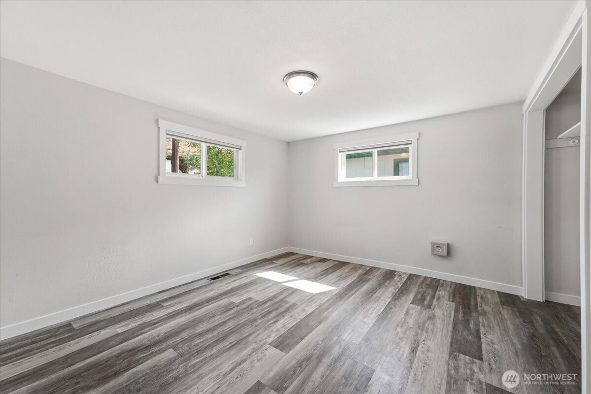119 W Gibson Avenue Property Photo 16
