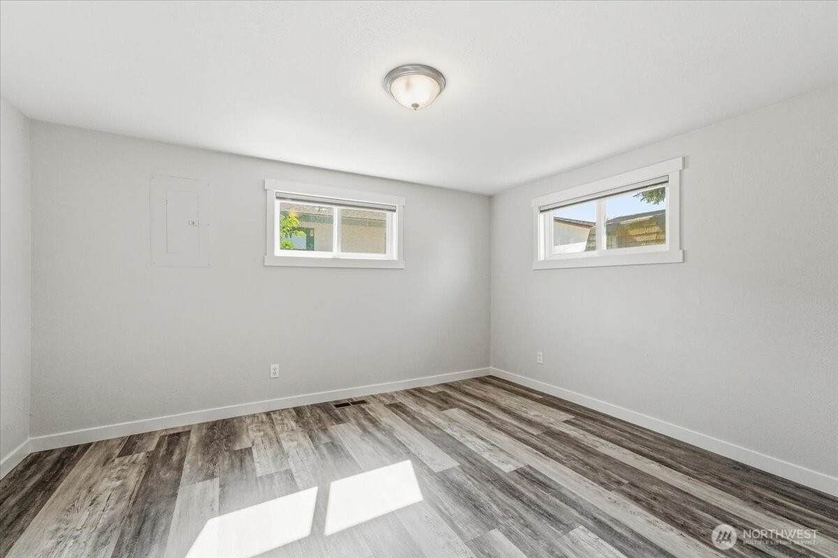 119 W Gibson Avenue Property Photo 18