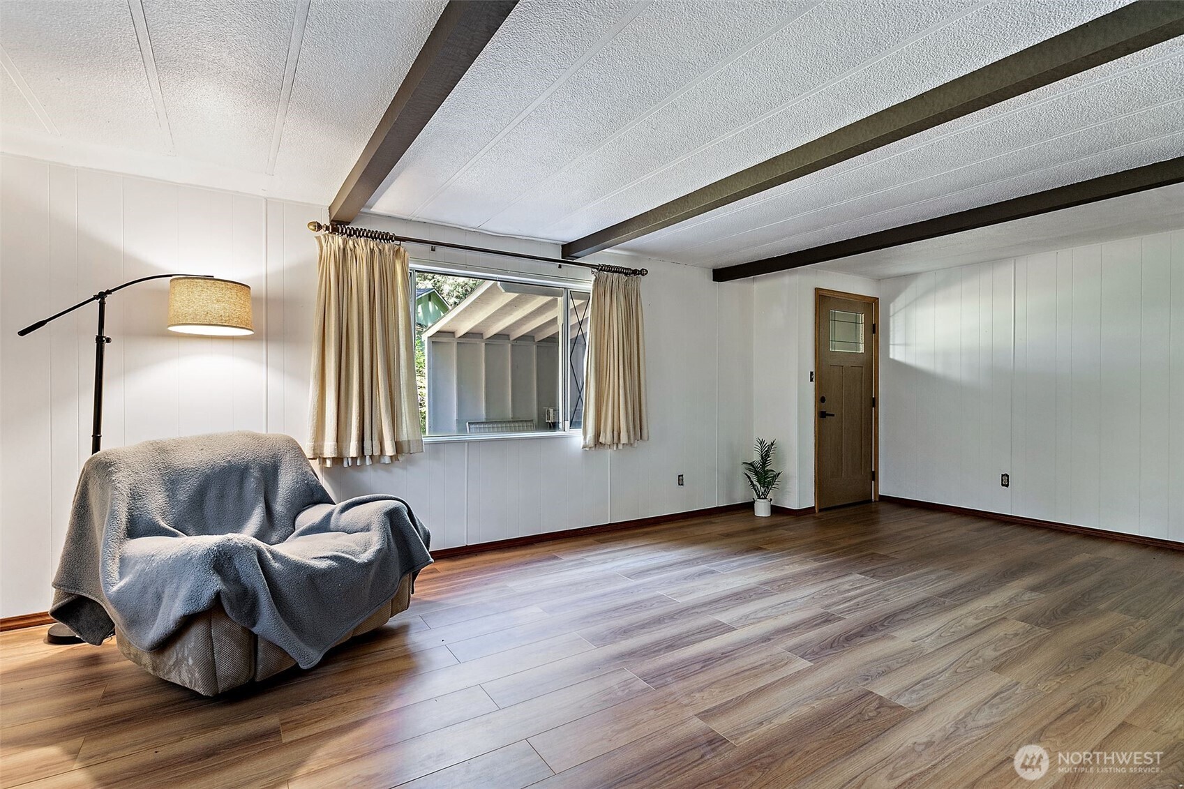 14011 Hollyburn Lane Property Photo 13