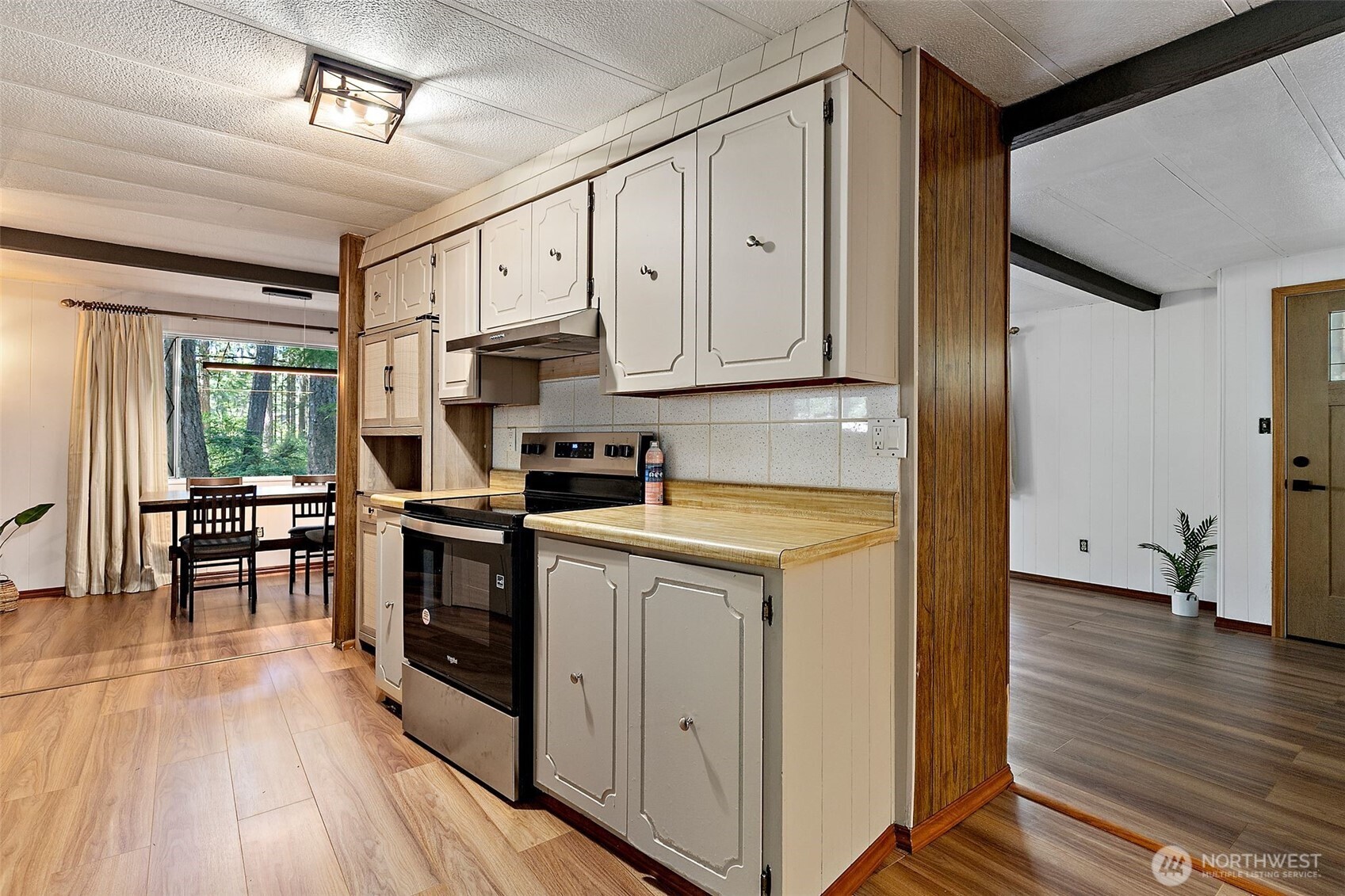 14011 Hollyburn Lane Property Photo 21