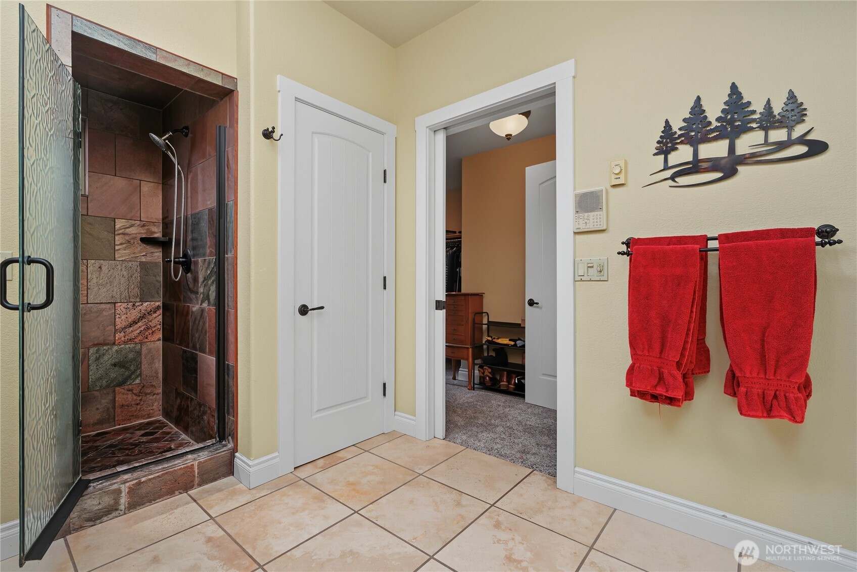 914 Harvest Drive Property Photo 17