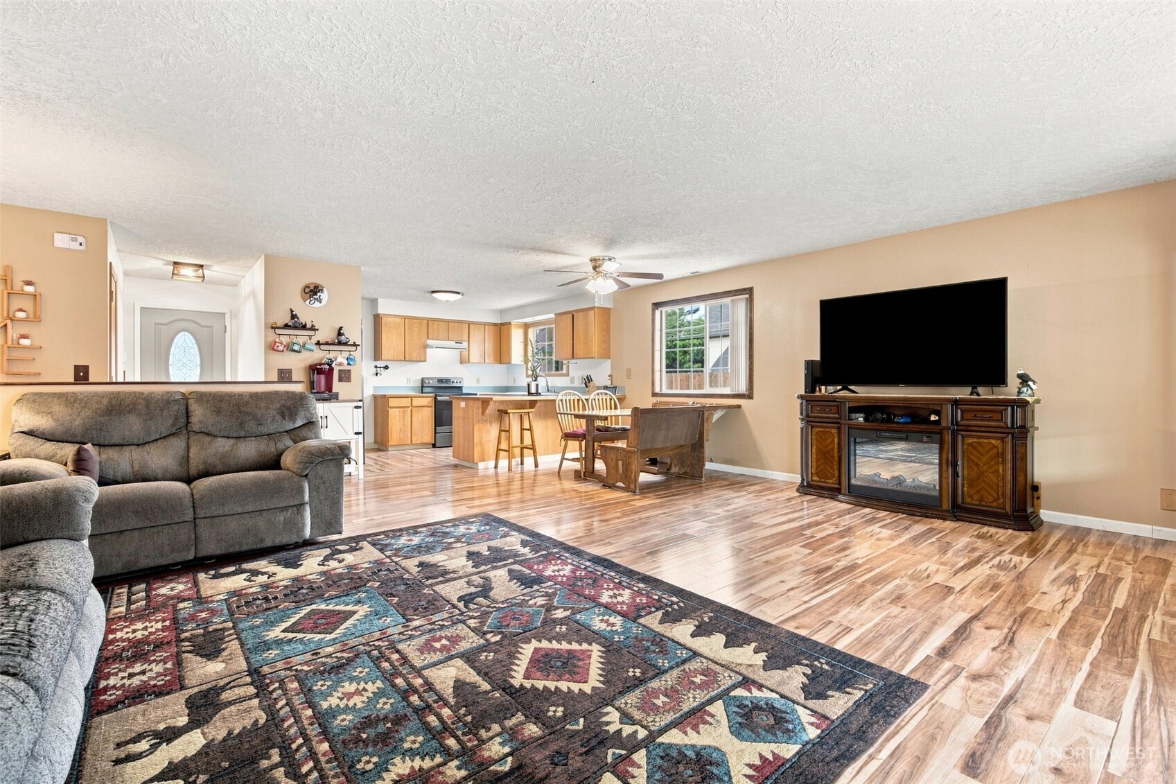 4236 Pennsylvania Property Photo 15