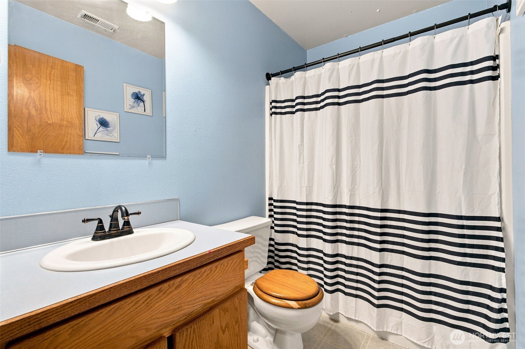 4236 Pennsylvania Property Photo 27
