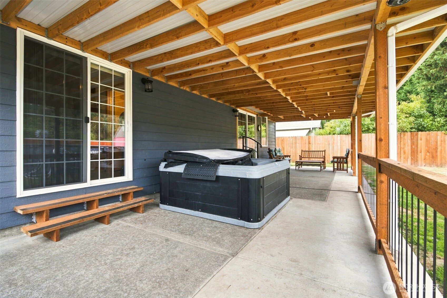 4236 Pennsylvania Property Photo 30