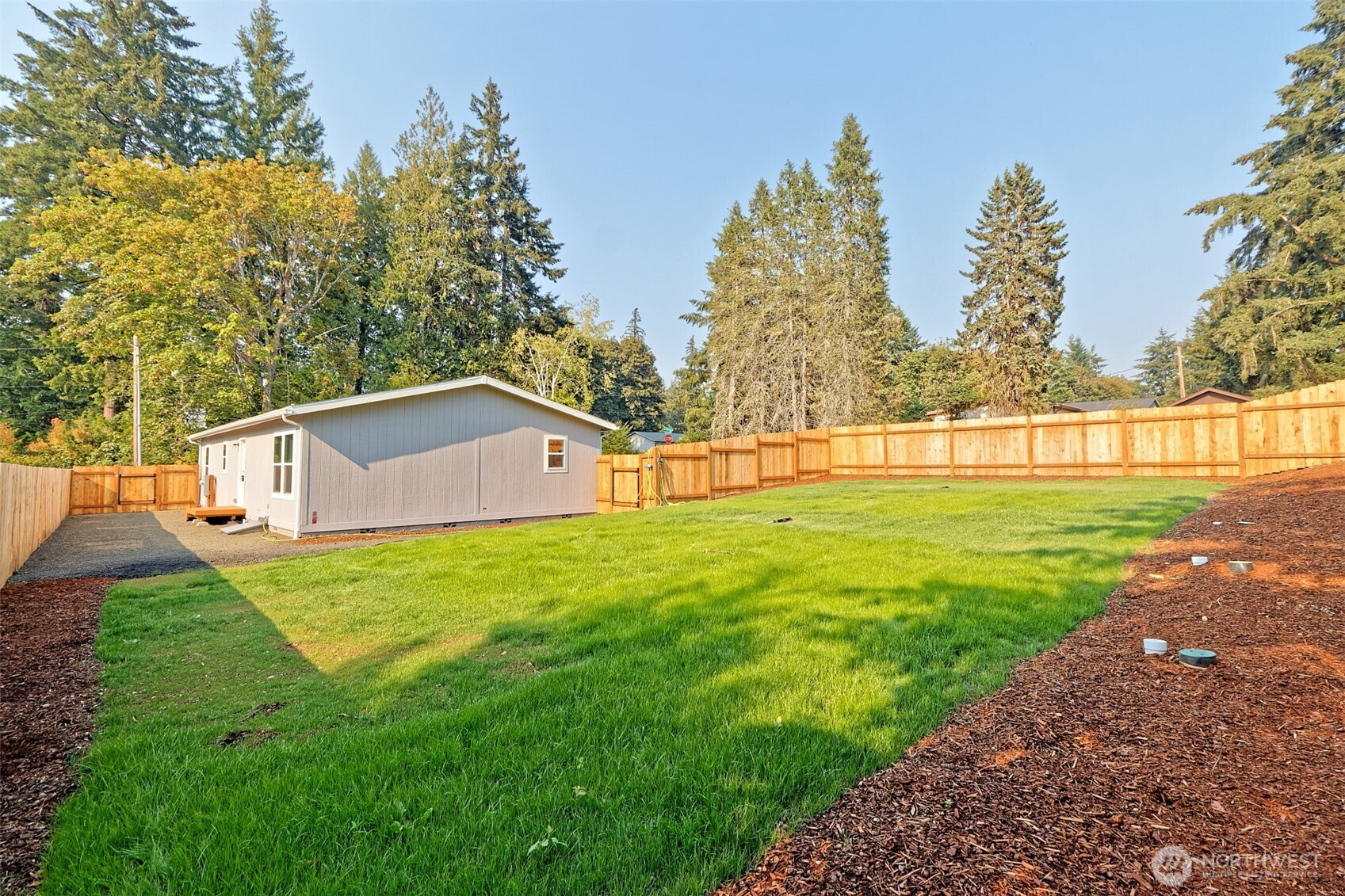 2371 E Crestview Drive Property Photo 24