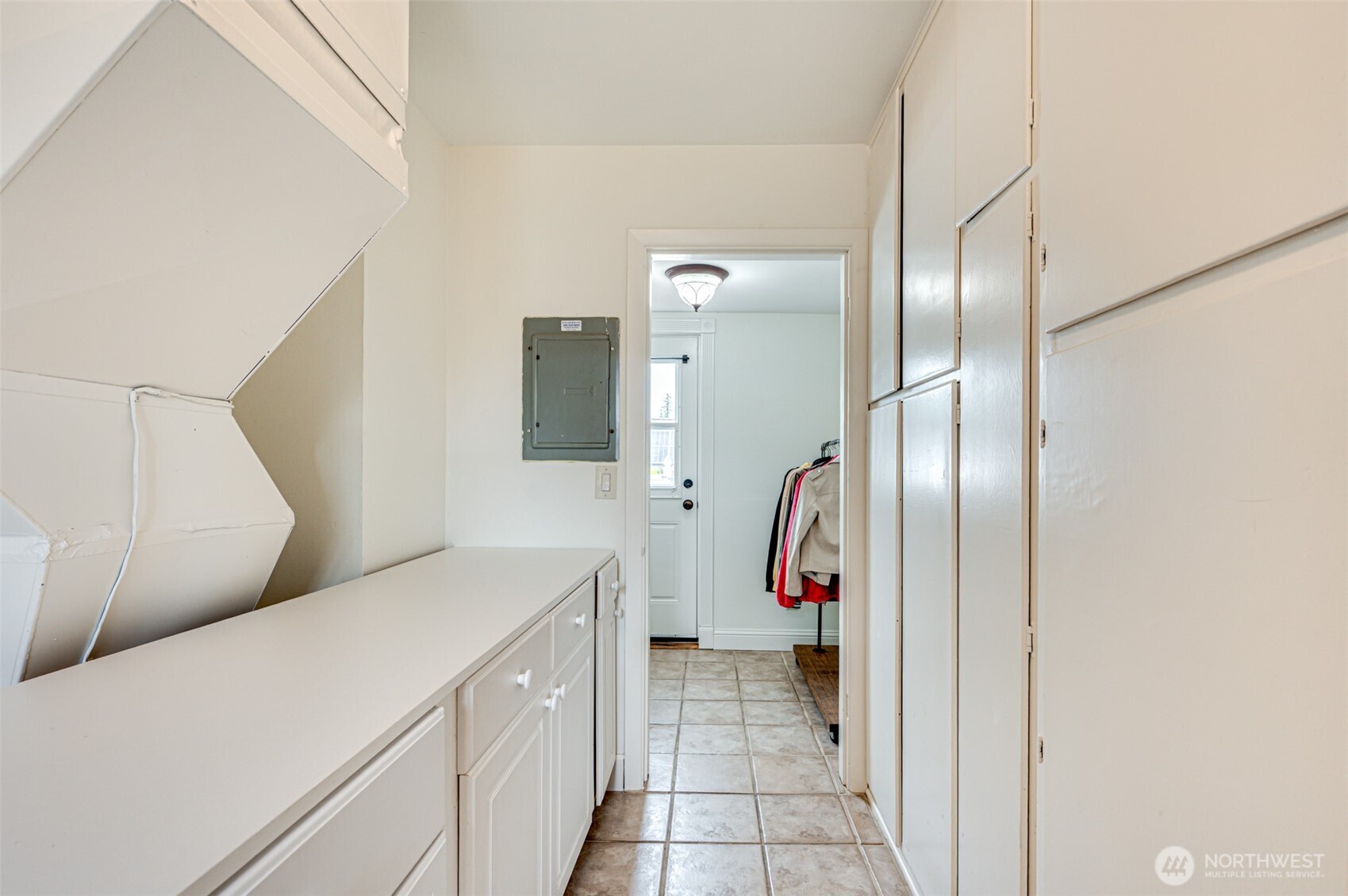 813 N 16th Avenue Property Photo 23