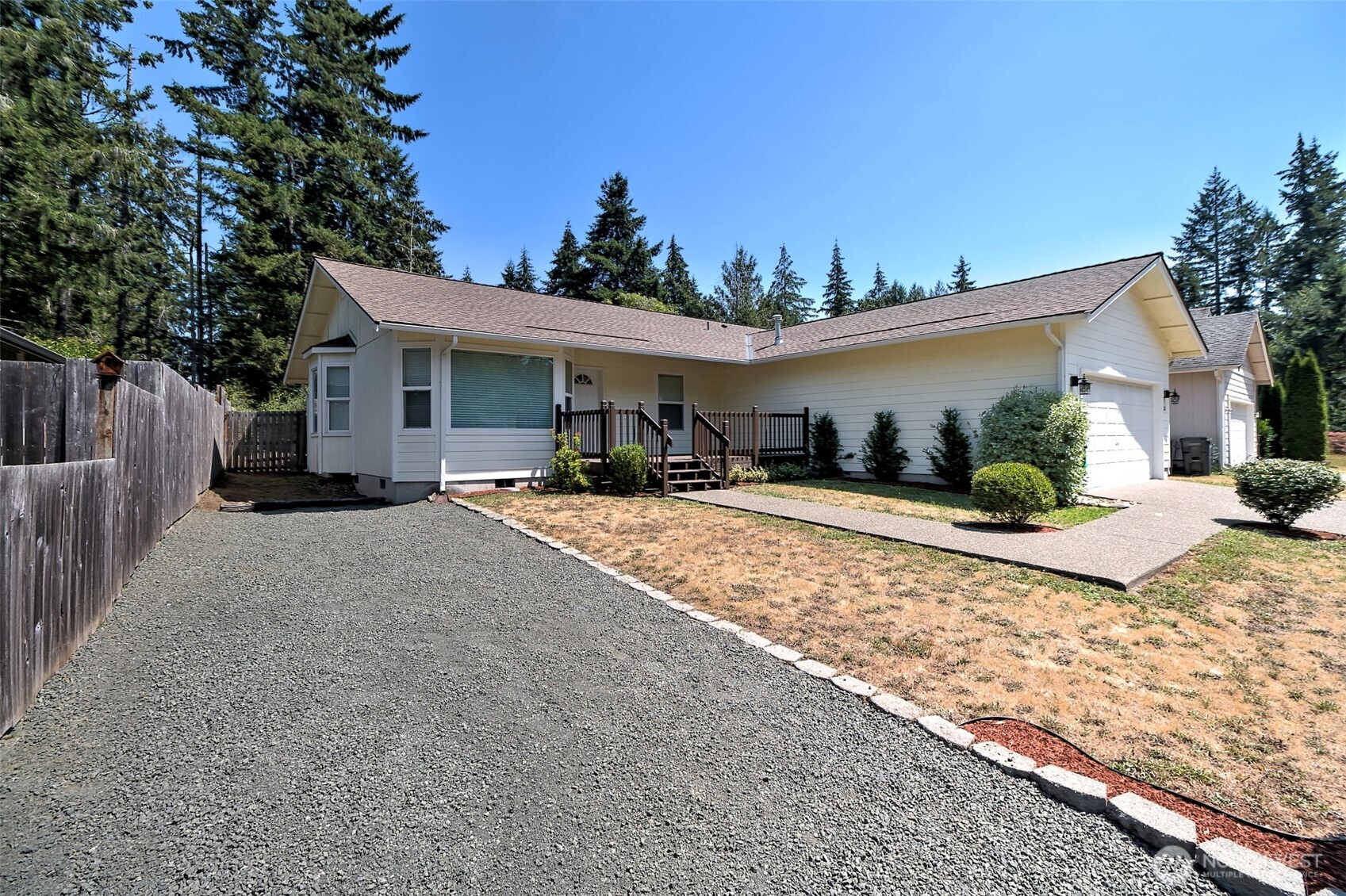 30 E Larch Place Property Photo 3