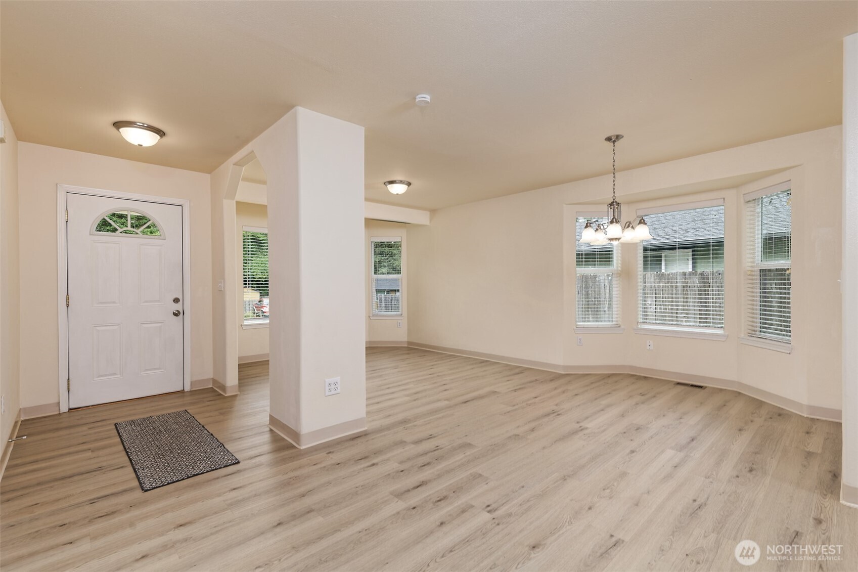 30 E Larch Place Property Photo 4