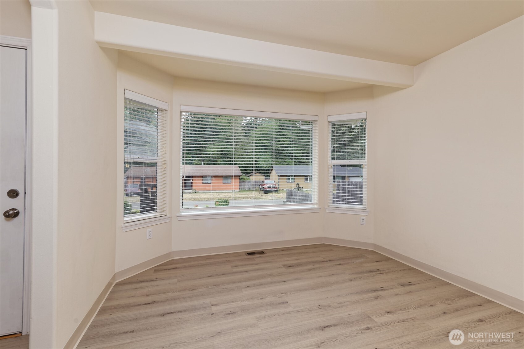 30 E Larch Place Property Photo 5