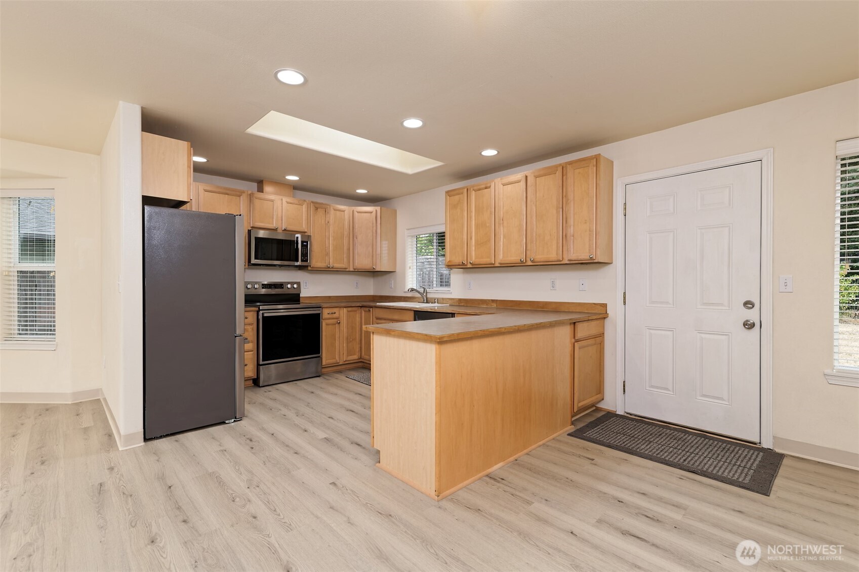 30 E Larch Place Property Photo 7