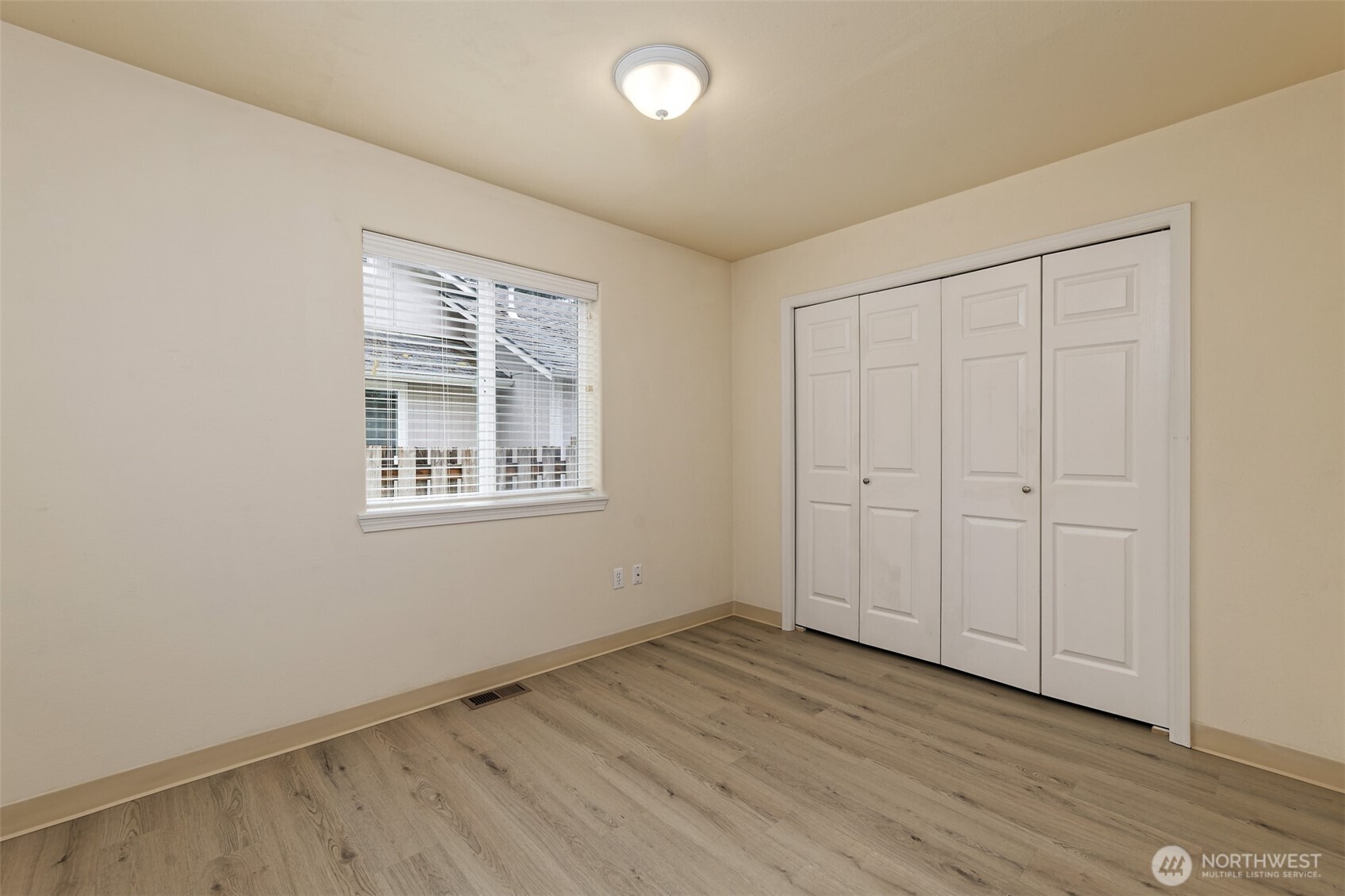 30 E Larch Place Property Photo 17