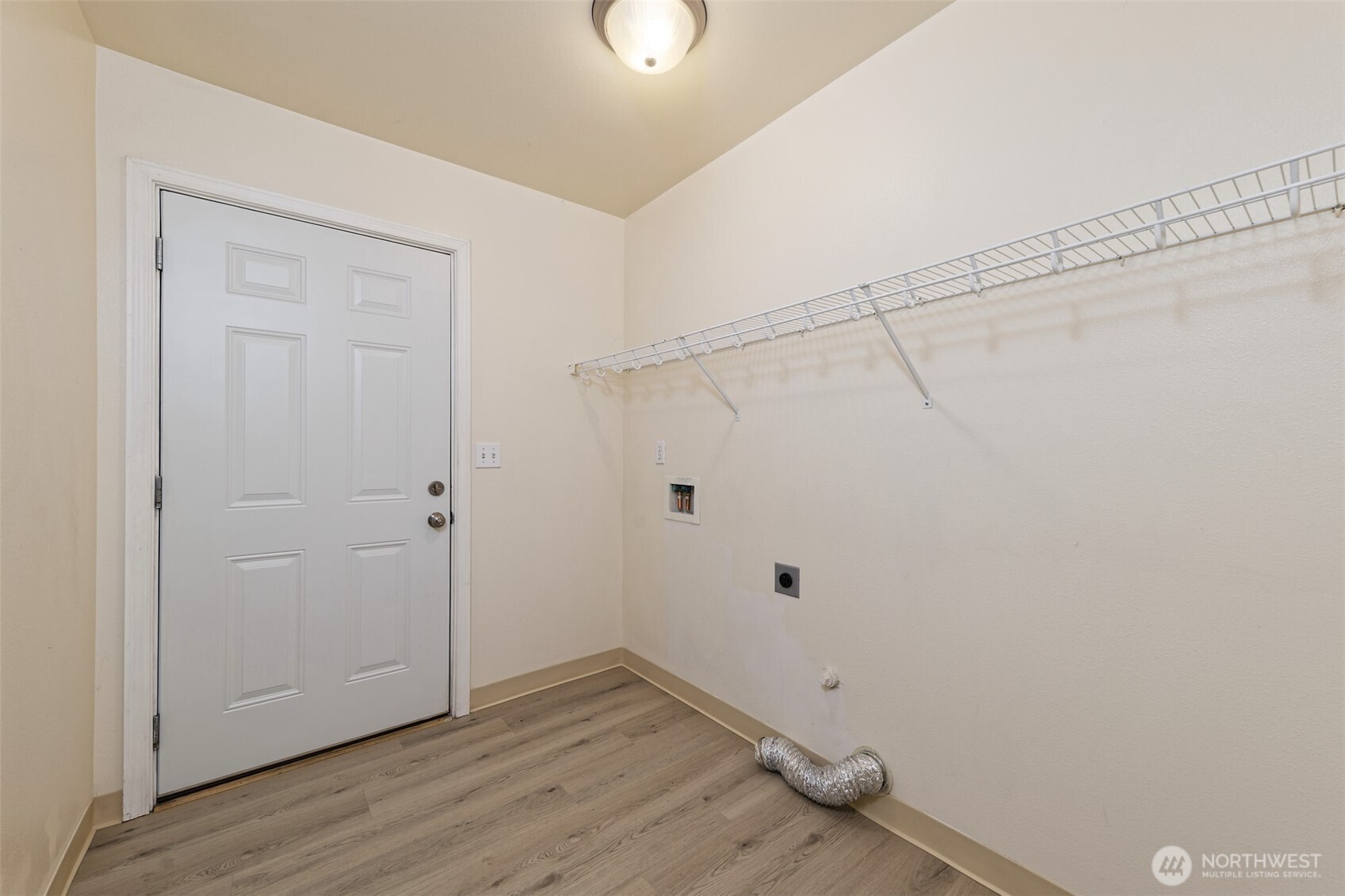 30 E Larch Place Property Photo 21
