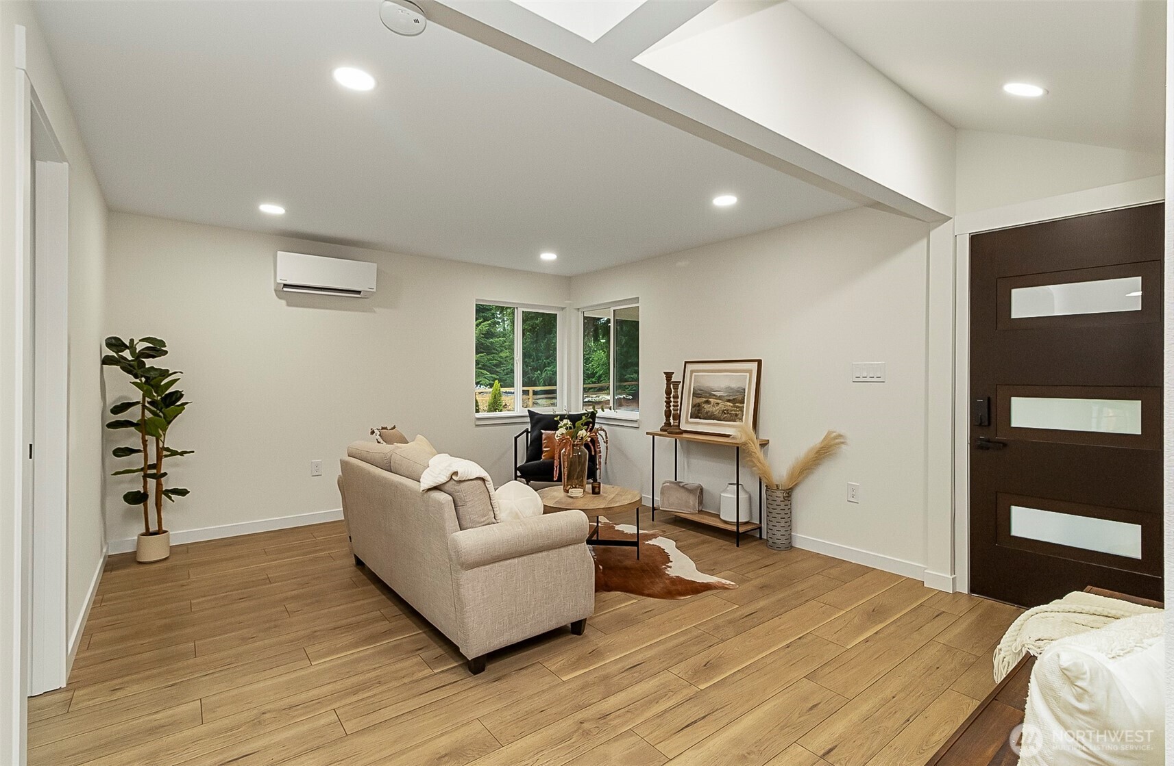12816 2nd Street Property Photo 10