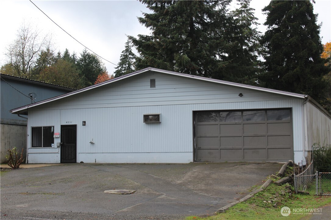 4231 Olympic Avenue Property Photo 2