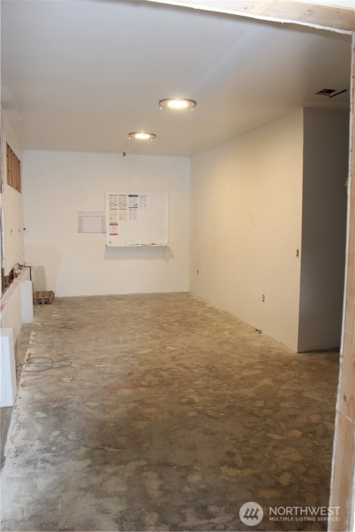 4231 Olympic Avenue Property Photo 10