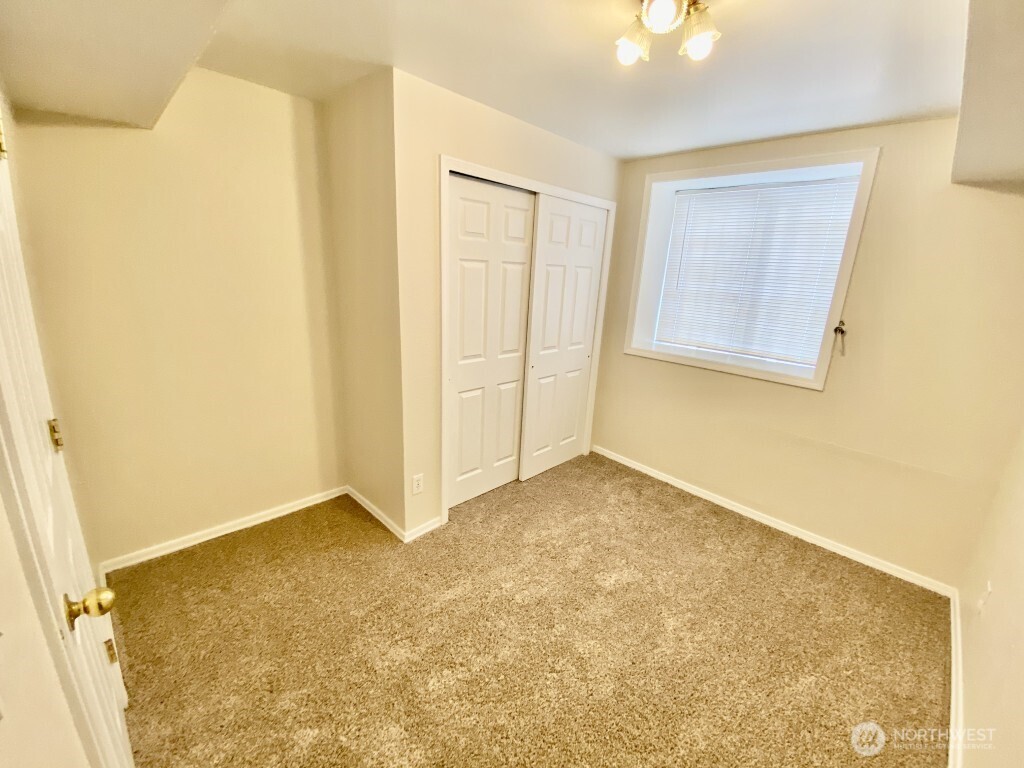 4209 37th Avenue C Property Photo 7