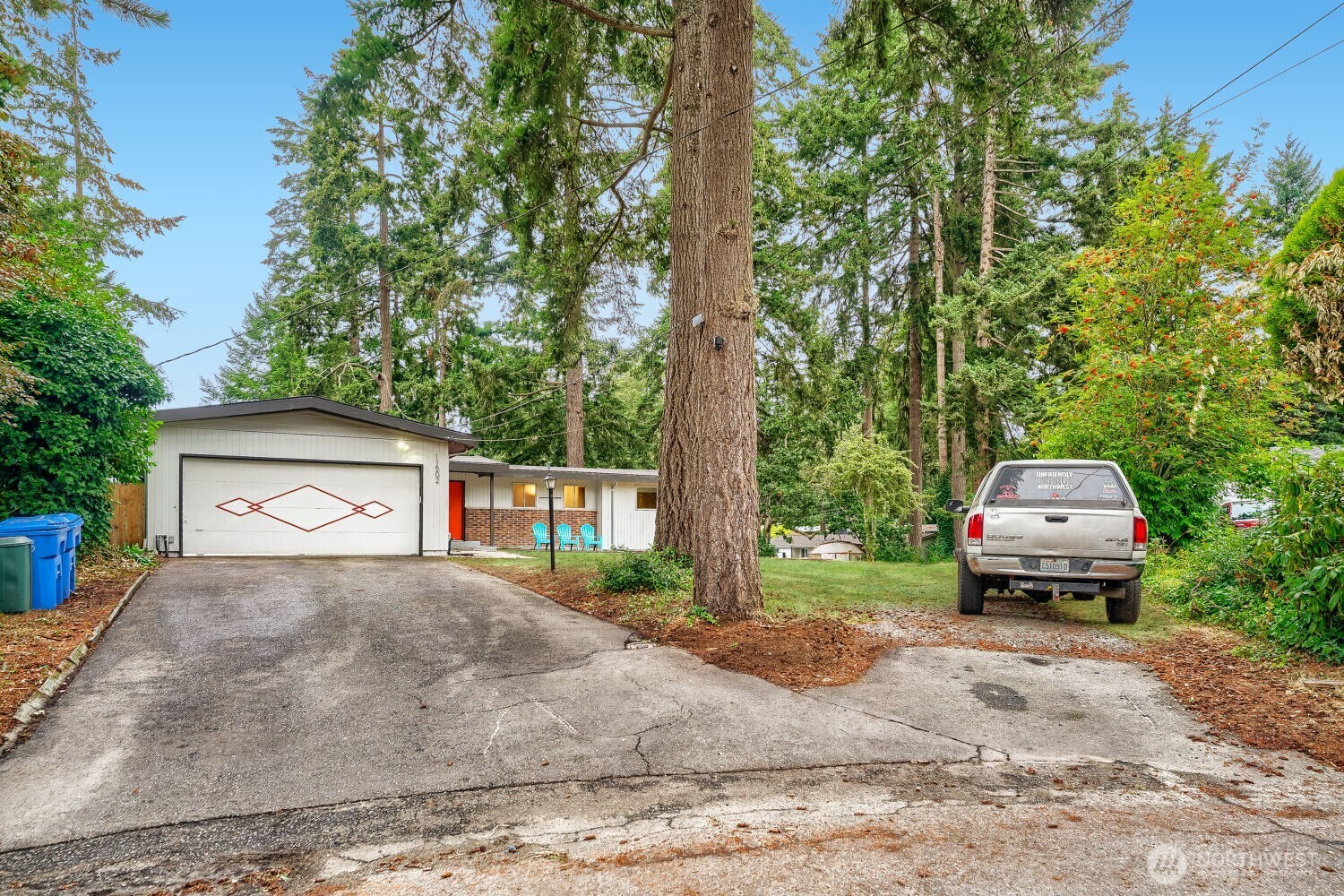 11502 93rd Avenue Property Photo 3