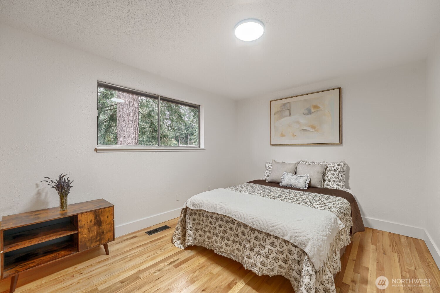 11502 93rd Avenue Property Photo 18