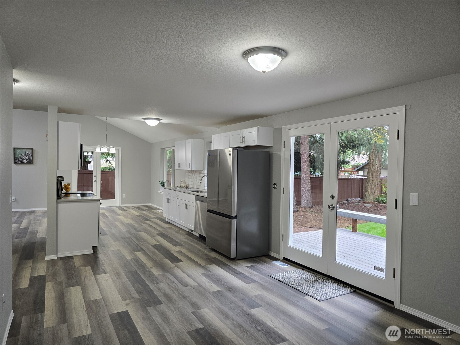 1911 154th Street Ct Property Photo 7