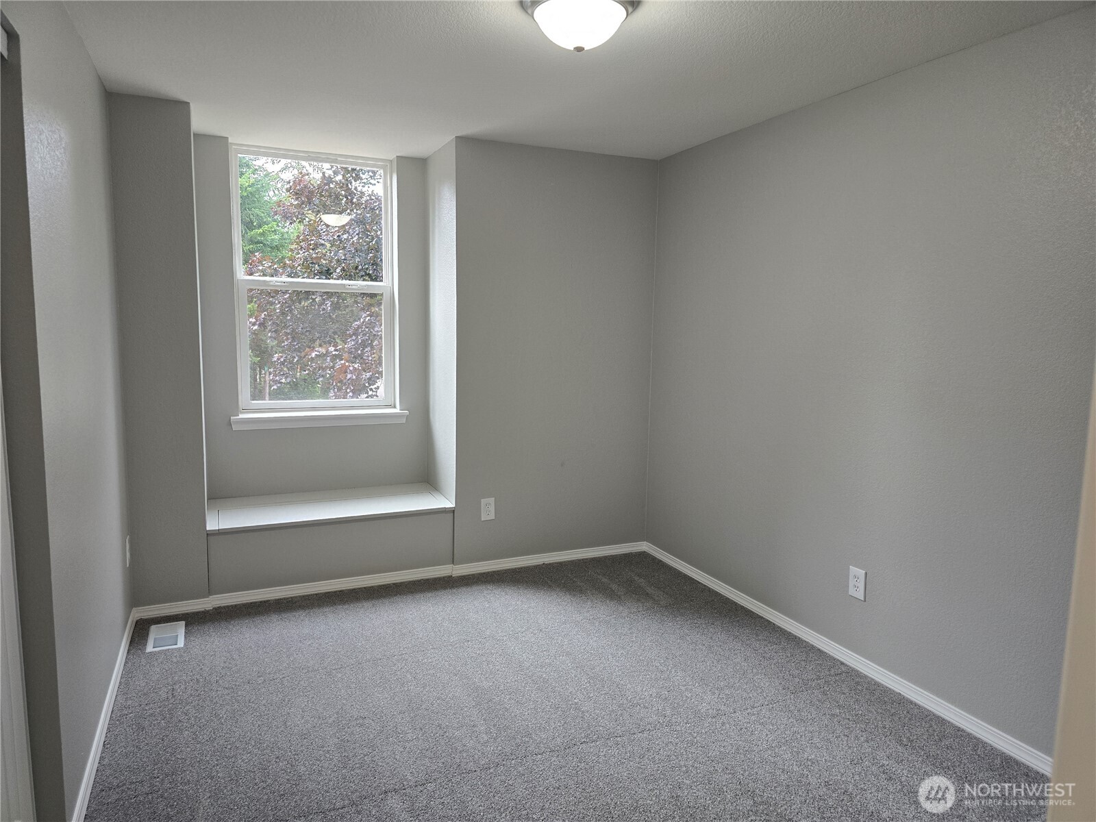 1911 154th Street Ct Property Photo 10
